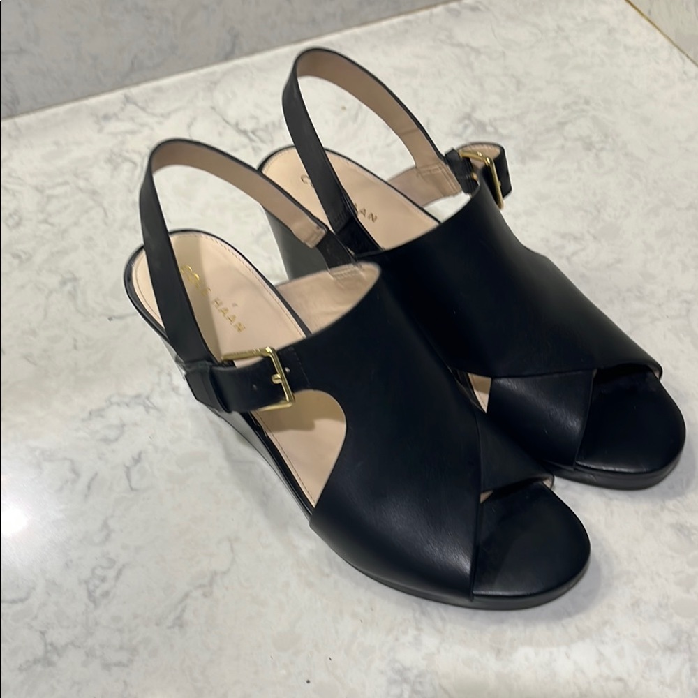 Like New Cole Haan Women's Black Leather Wedge Sandals